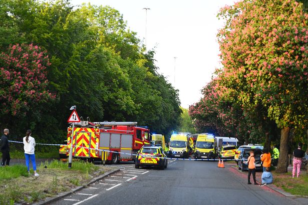 People 'feared the worst' when car roof cut off after crash