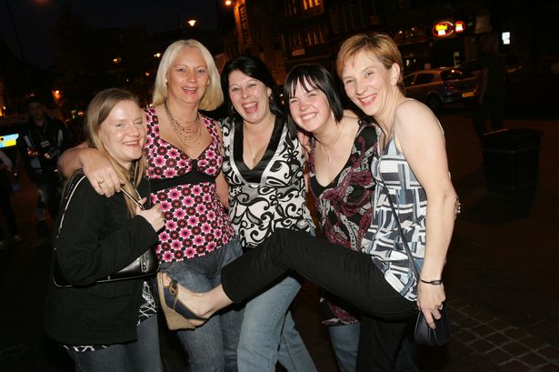 A night out in Newcastle in 2007 - 10 photographs of lads and lasses on the Toon