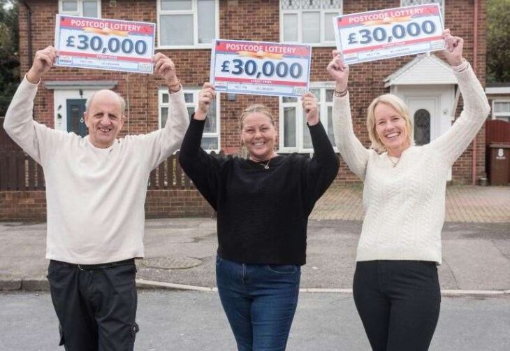 Residents of Leet Close in Gillingham crowned winners of People’s Postcode Lottery