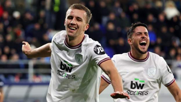 Backa Topola 0-1 West Ham United: Tomas Soucek scores as Hammers progress to Europa League knockout stages