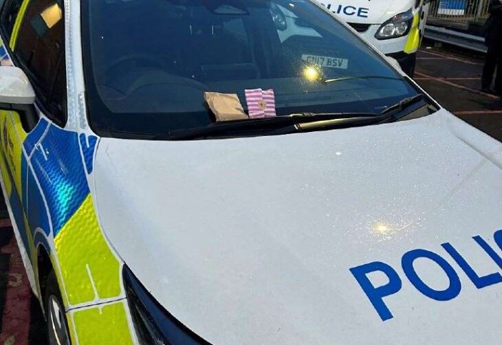 Kent Police officers in Swale praise young girl’s random act of kindness