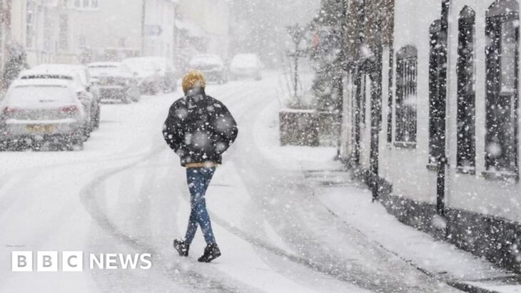 UK weather: Snow hits south-east England as cold snap takes hold