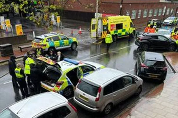 'Three injured' in Hessle Road collision involving police car