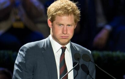 'I watched Prince Harry get agitated over Heat magazine story - he obsesses over reader comments', claims royal pro