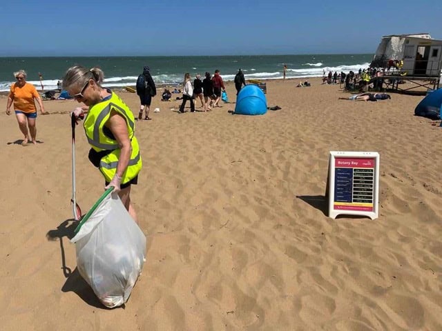 Southern Water confirms continued funding for beach cleaning at Botany Bay and fruit garden in Northdown Park – The Isle Of Thanet News