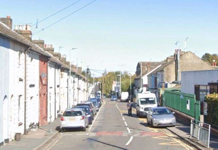Teenagers arrested after ‘altercation with weapons’ in Richmond Road, Gillingham