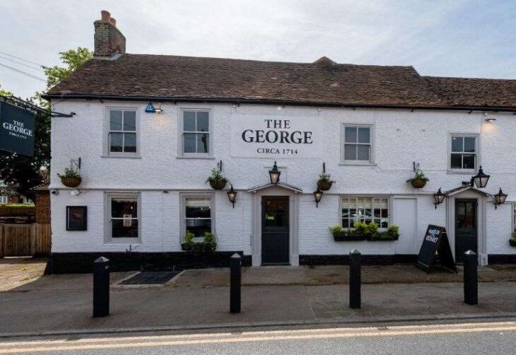 The George pub in Singlewell reopens following two-week refurbishment