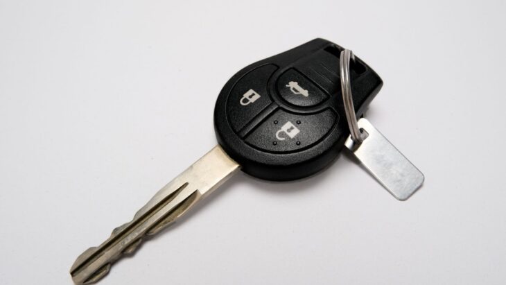 Little-known feature on your car key you probably won't know about...but will help you this summer