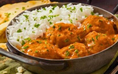Mary Berry's 'wonderful' chicken curry recipe that takes just 10 minutes to prepare