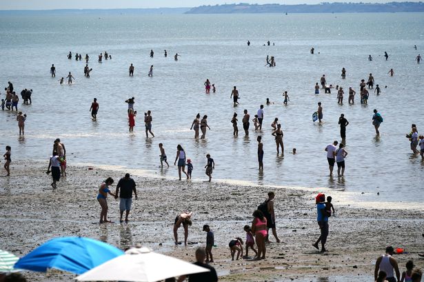 Heatwave health warning as Essex to sizzle in scorching sunshine